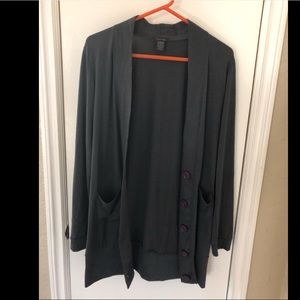 Long sleeved gray cardigan